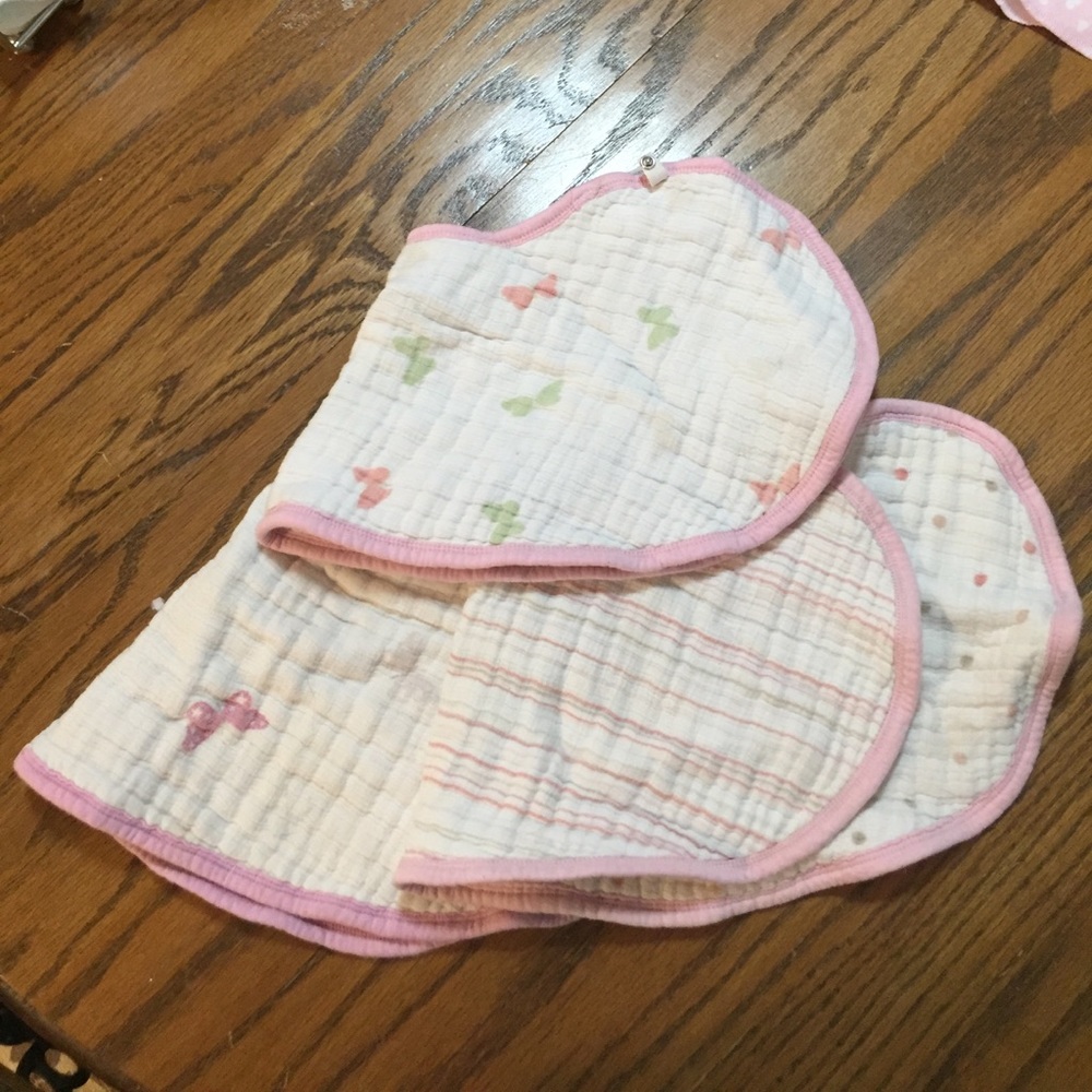 3 Burb/bib clothes